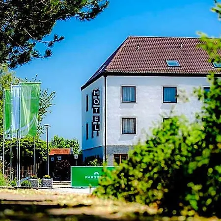 Hotel Parsberg In 3*